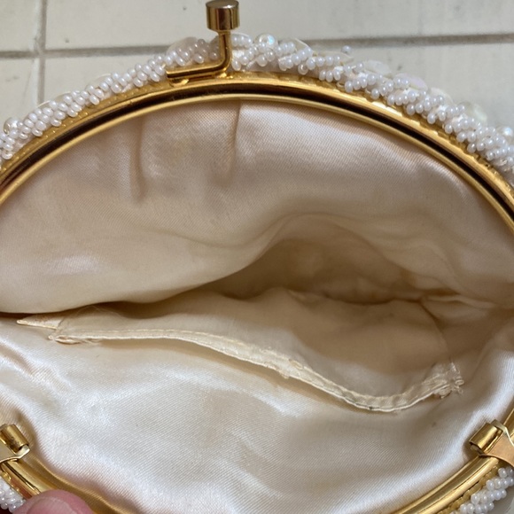 Vintage sequined beaded bag made in Hong Kong - Picture 9 of 9